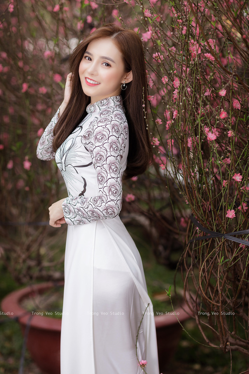 “逆风而行：车手在逆境中爆发的奇迹”，逆风行驶的小车怎么做超简单的做法