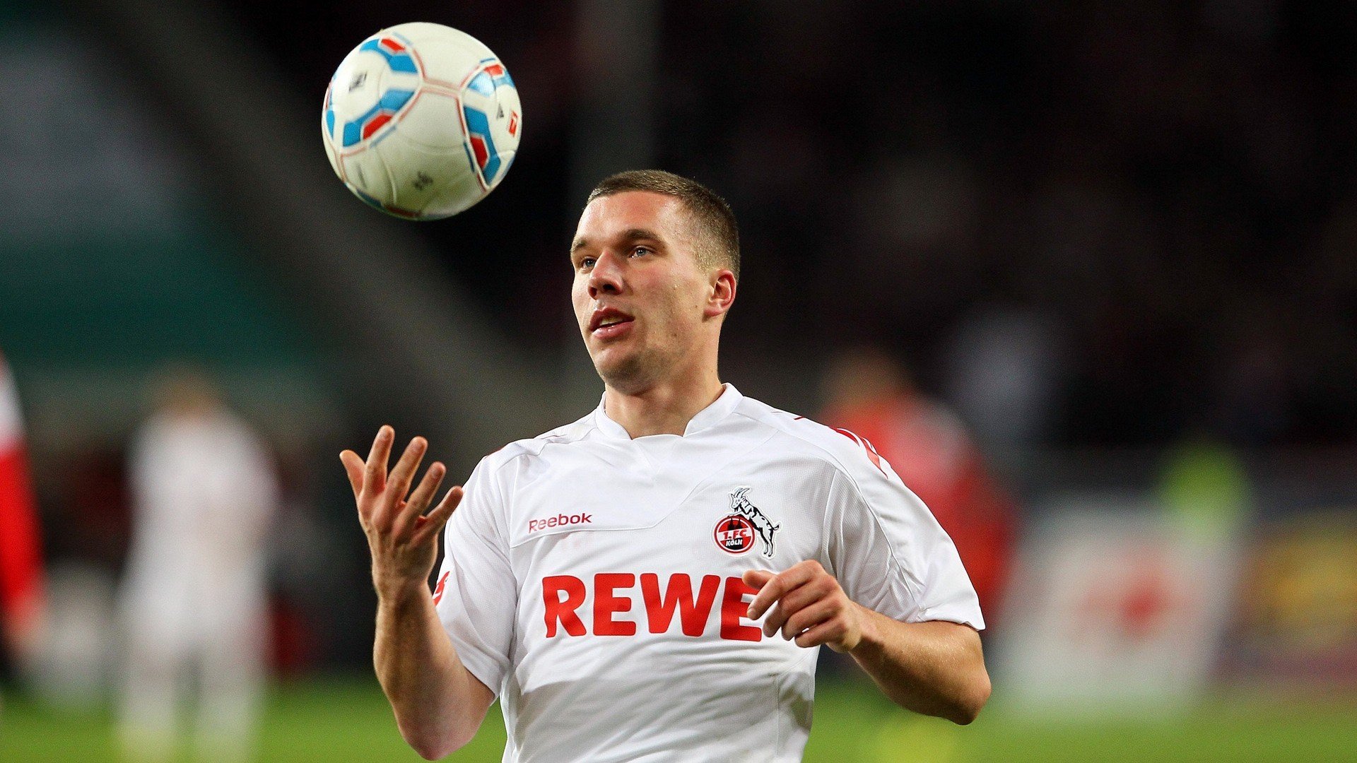 “荒漠越野：沙尘中的生死较量”，沙漠越野之旅